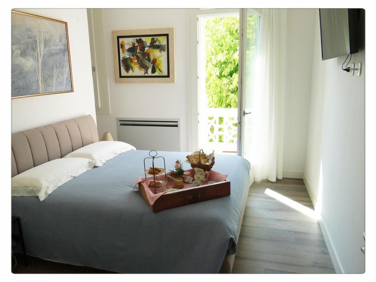 Frich B&B เวโรนา ภายนอก รูปภาพ